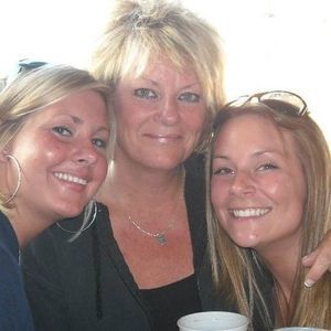 Meet your Posher, Denine